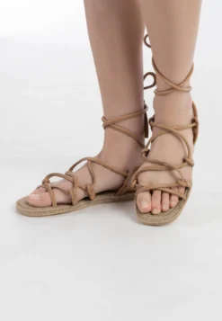 IZIA Sandalen Met Bandjes Sandalen Met Riem Dames Camel / Sand 9 IZIA Sandalen Met Bandjes Sandalen Met Riem Dames Camel / Sand -Tamaris Winkel 0060bacdbf08a3eb78a70a14f0376e04 scaled