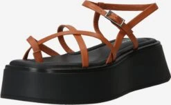 VAGABOND SHOEMAKERS Slippers Teenslipper COURTNEY Dames Cognac