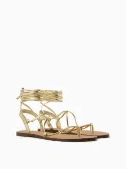 BERSHKA Slippers Teenslipper Dames Goud 8 BERSHKA Slippers Teenslipper Dames Goud -Tamaris Winkel 97c90268142d526b664bd6210e2014b1 scaled